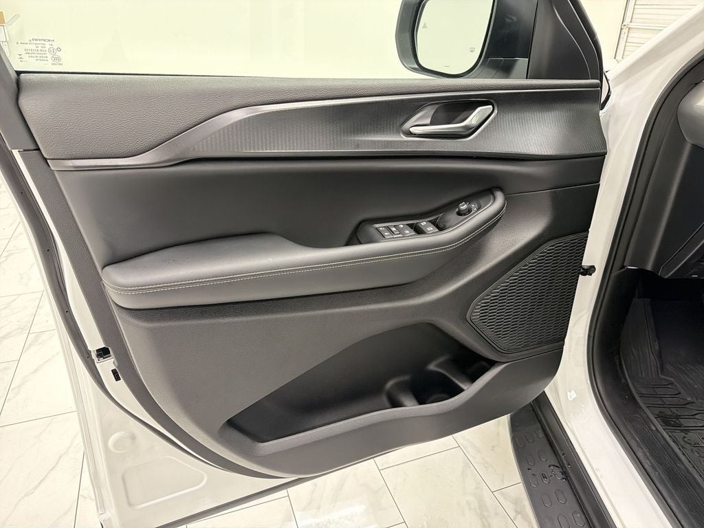 2026 Jeep Grand Cherokee Laredo X