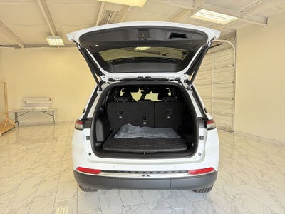 2026 Jeep Grand Cherokee Laredo X