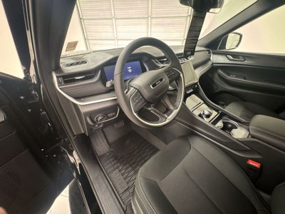 2026 Jeep Grand Cherokee Laredo X