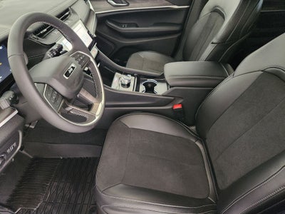 2027 Jeep Grand Cherokee Laredo Altitude