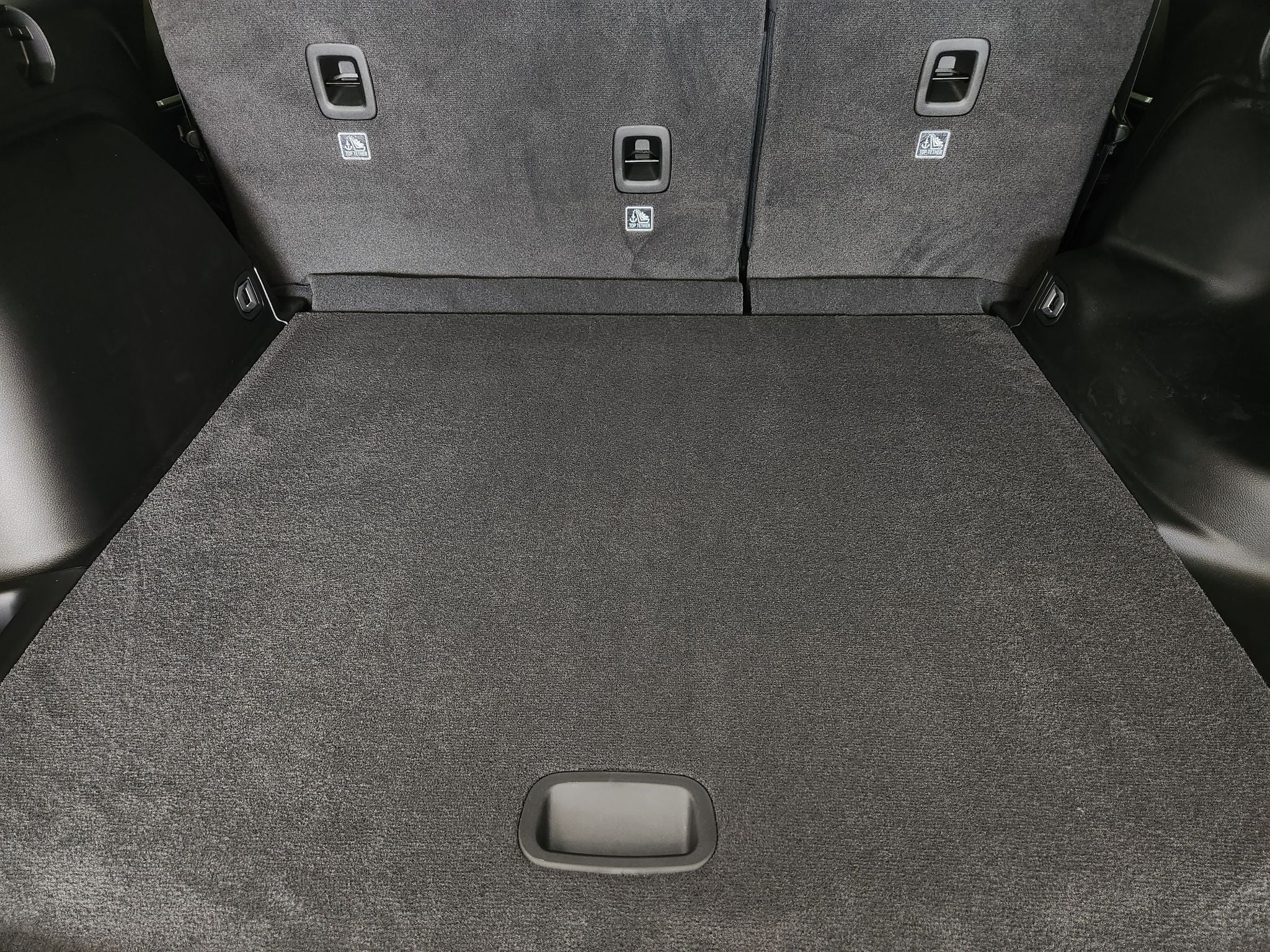 2027 Jeep Grand Cherokee Laredo Altitude