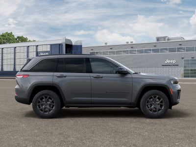 2027 Jeep Grand Cherokee Laredo Altitude