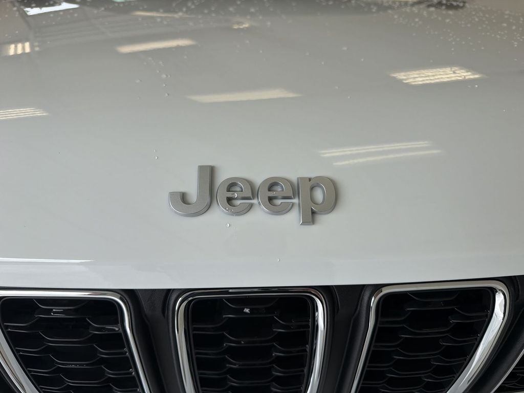 2026 Jeep Grand Cherokee Laredo X