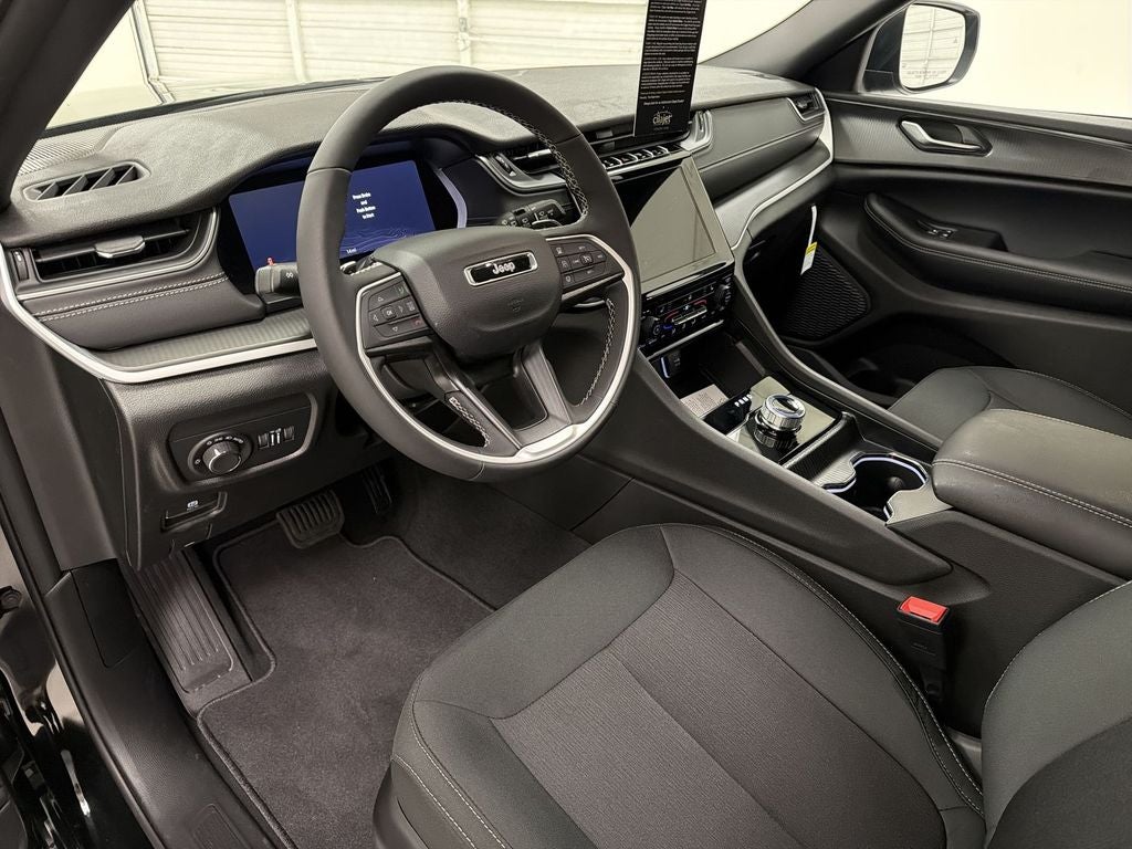 2026 Jeep Grand Cherokee Laredo X