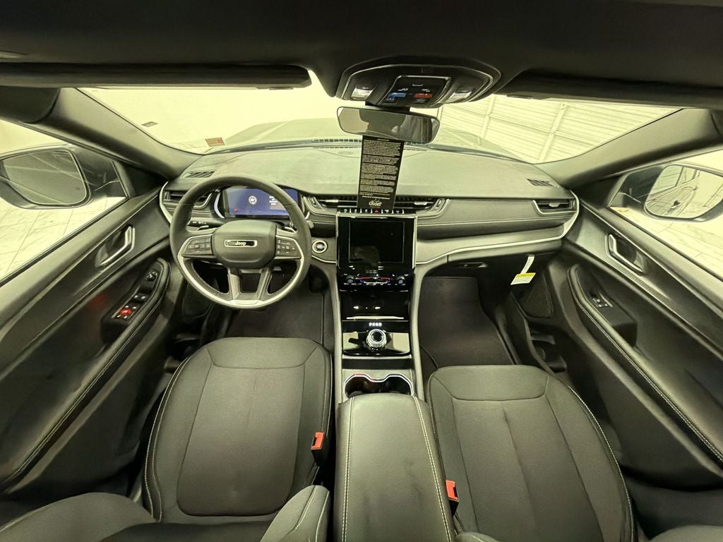 2026 Jeep Grand Cherokee Laredo X