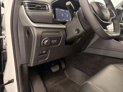 2026 Jeep Grand Wagoneer Base