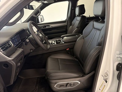 2026 Jeep Grand Wagoneer Base