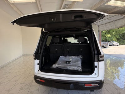 2026 Jeep Grand Wagoneer Base