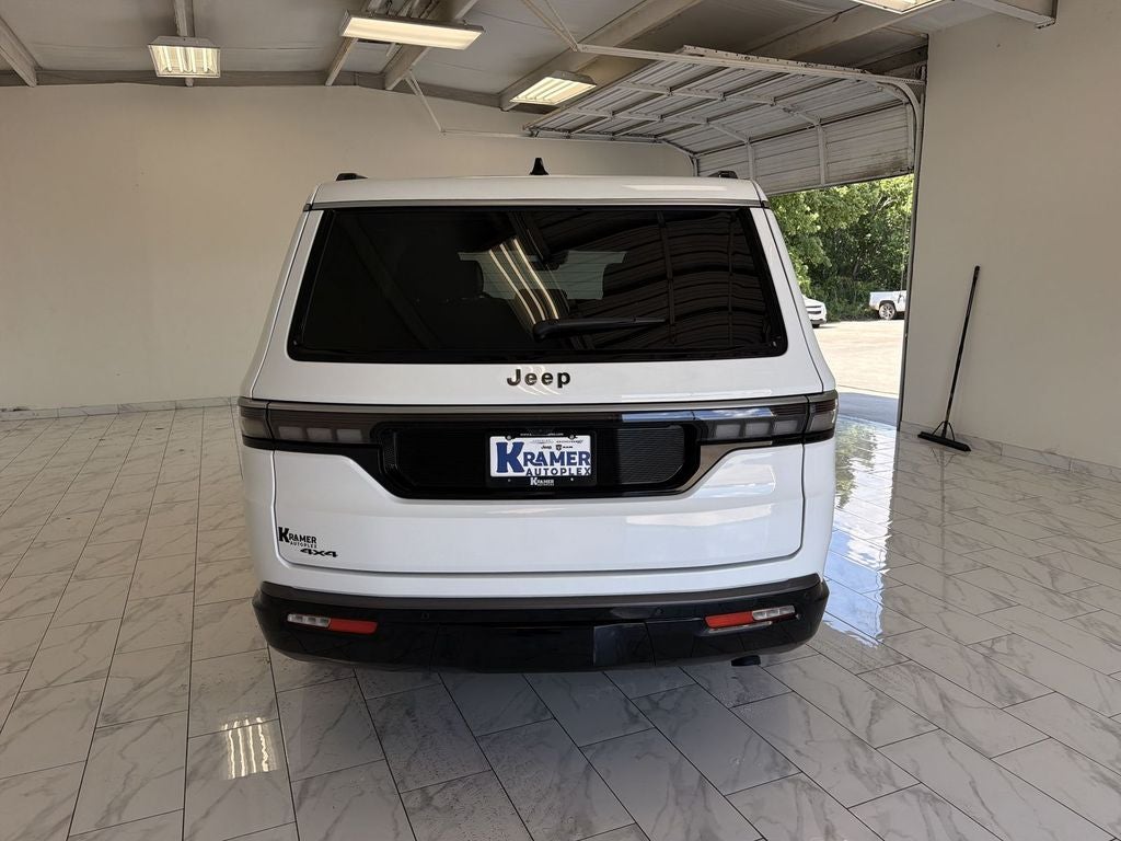 2026 Jeep Grand Wagoneer Base