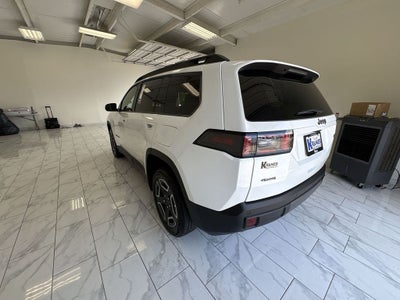 2026 Jeep Cherokee Laredo