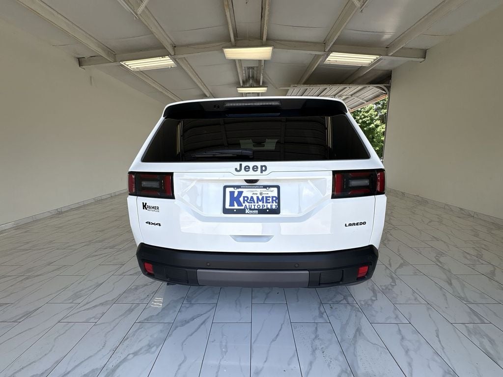 2026 Jeep Cherokee Laredo