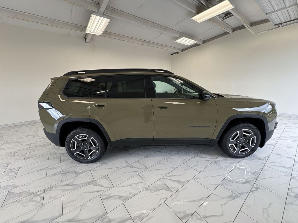 2026 Jeep Cherokee Laredo