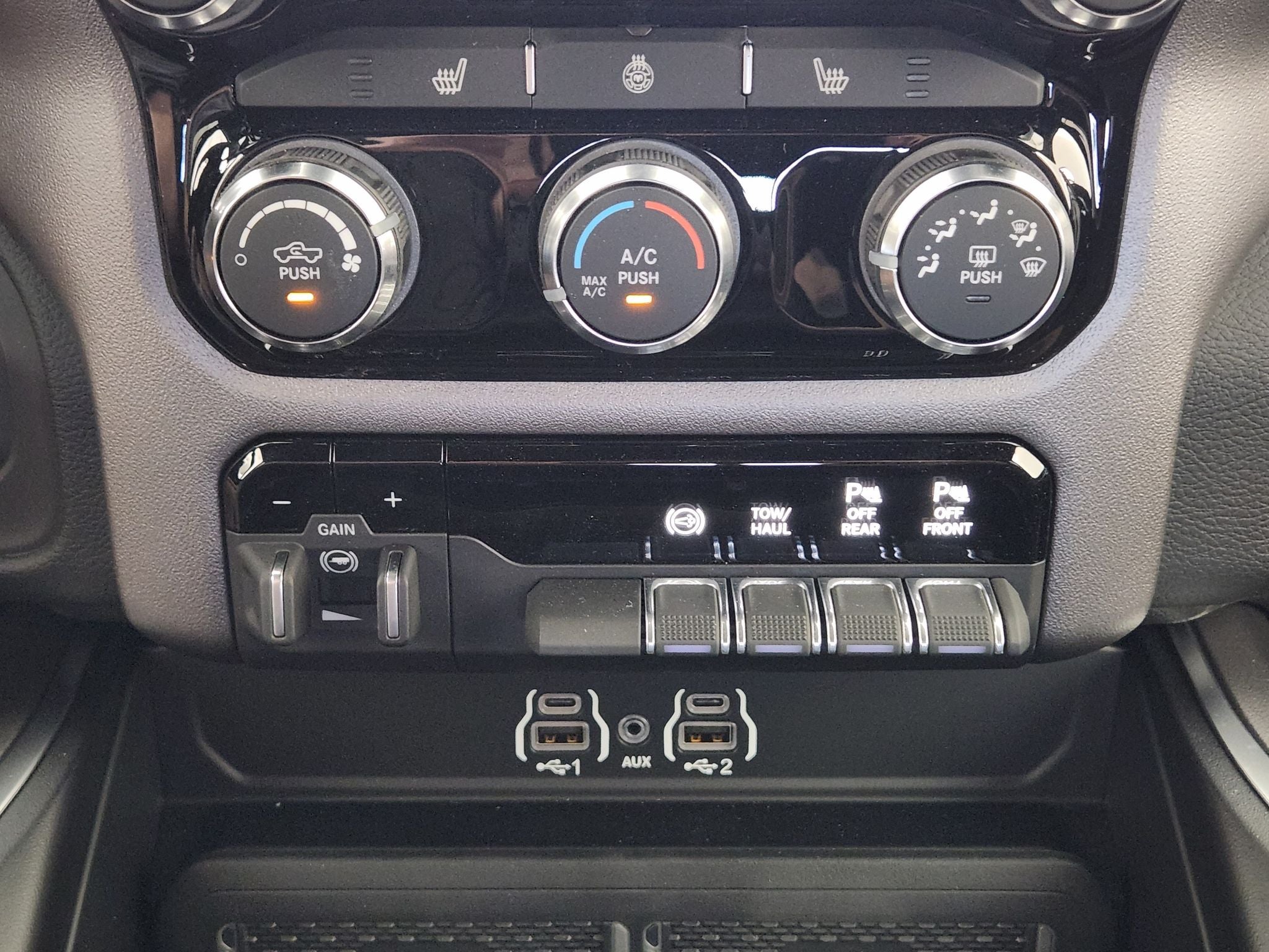 2027 RAM Ram 3500 Big Horn