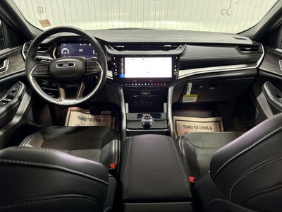 2026 Jeep Grand Cherokee GRAND CHEROKEE LAREDO ALTITUDE 4X2