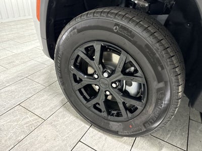 2026 Jeep Grand Cherokee GRAND CHEROKEE LAREDO ALTITUDE 4X2