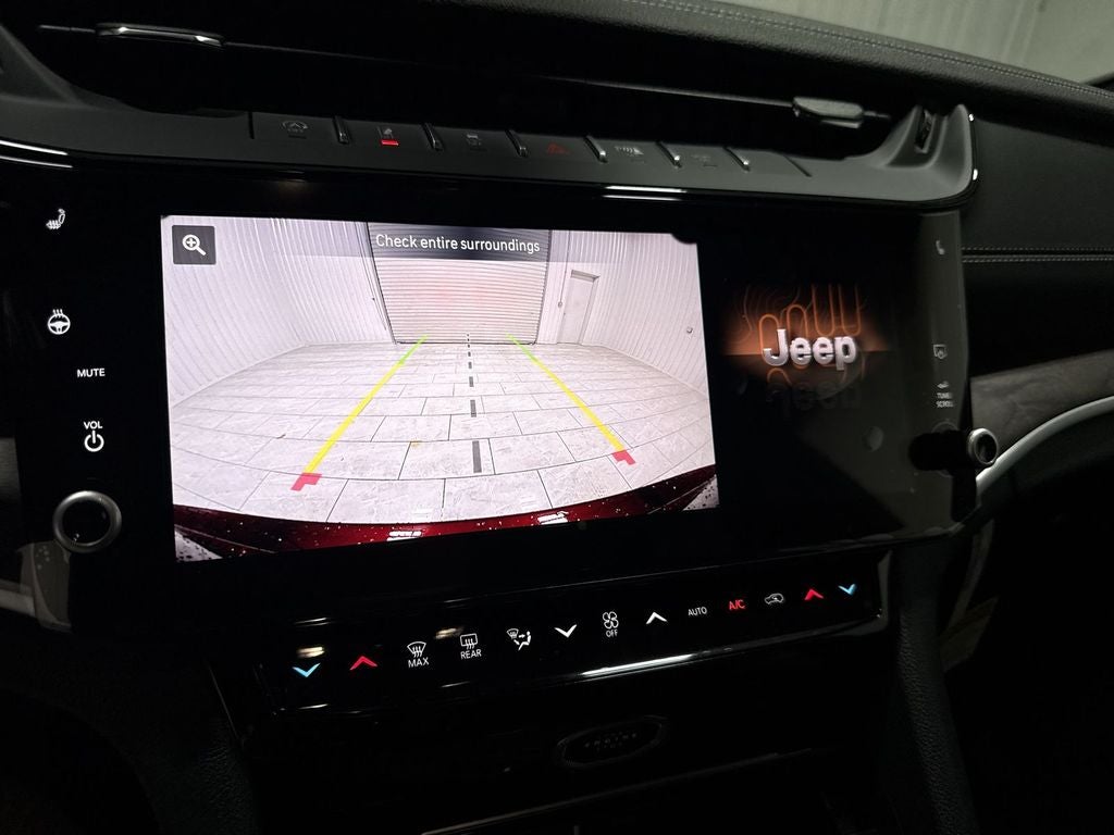 2026 Jeep Grand Cherokee GRAND CHEROKEE LAREDO ALTITUDE 4X2