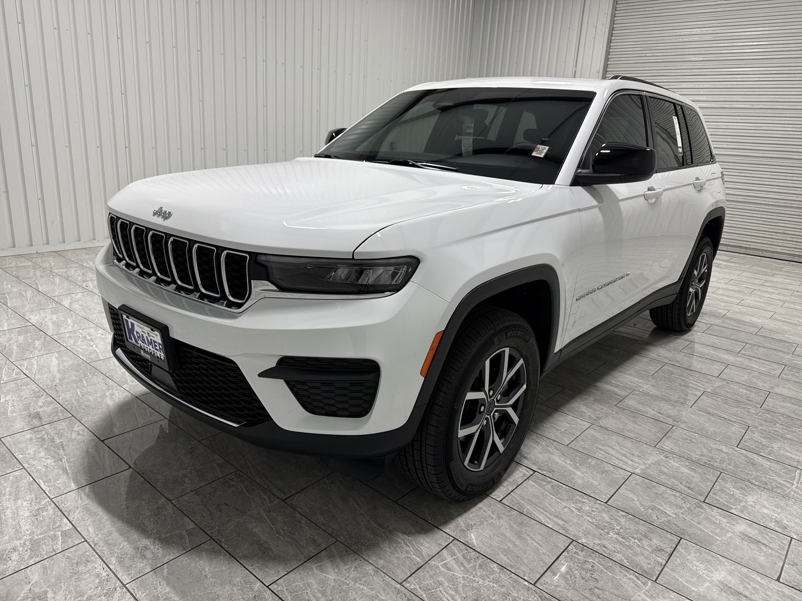 2027 Jeep Grand Cherokee Laredo X