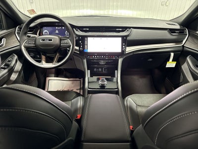 2026 Jeep Grand Cherokee GRAND CHEROKEE L LAREDO ALTITUDE 4X2