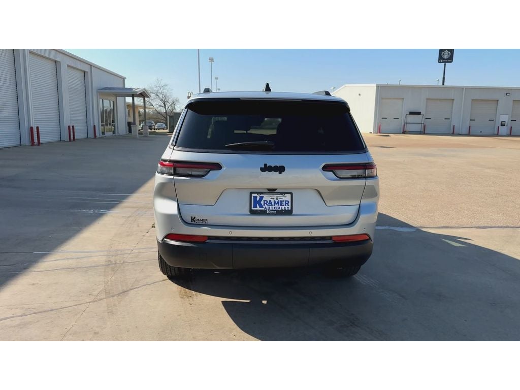 2026 Jeep Grand Cherokee GRAND CHEROKEE L LAREDO ALTITUDE 4X2