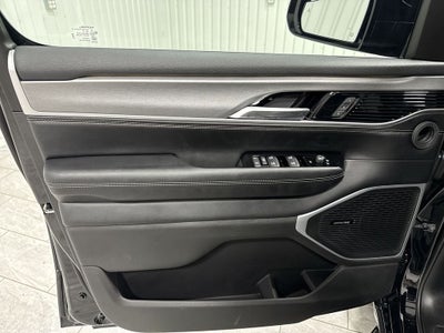 2026 Jeep Grand Wagoneer Base