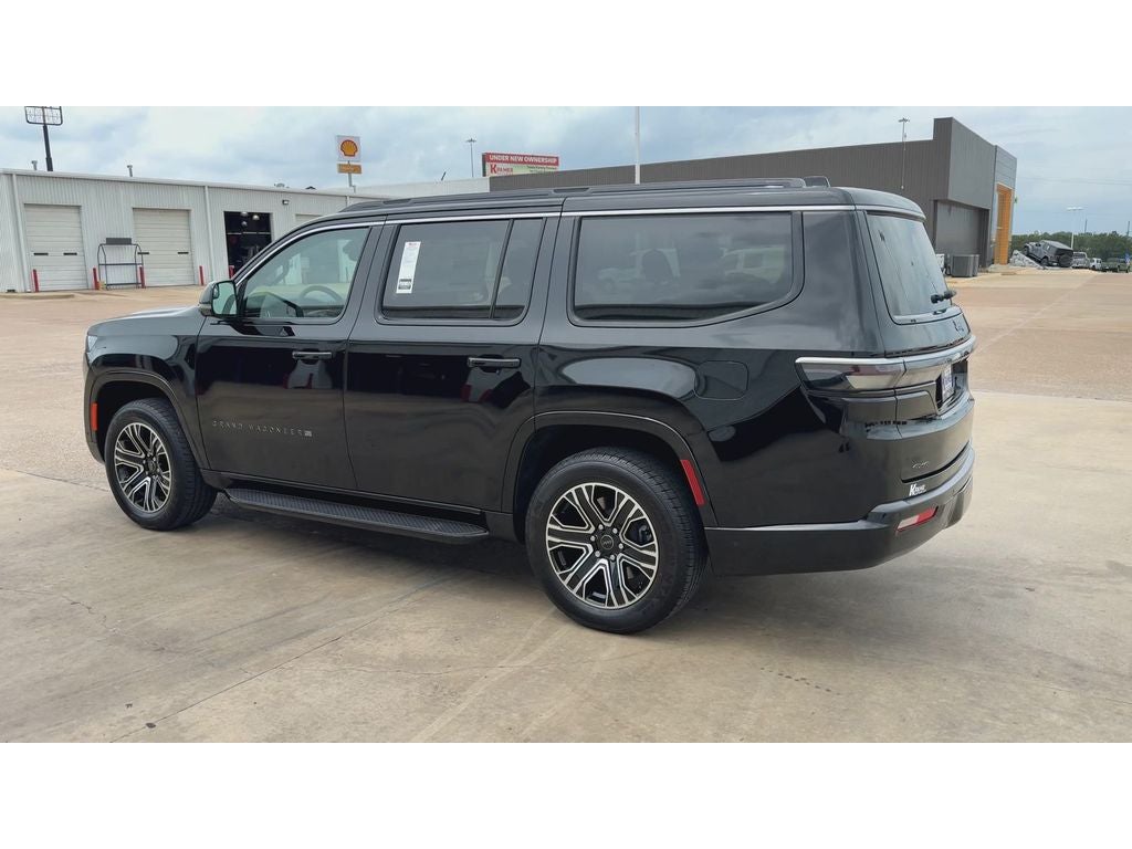 2026 Jeep Grand Wagoneer Base