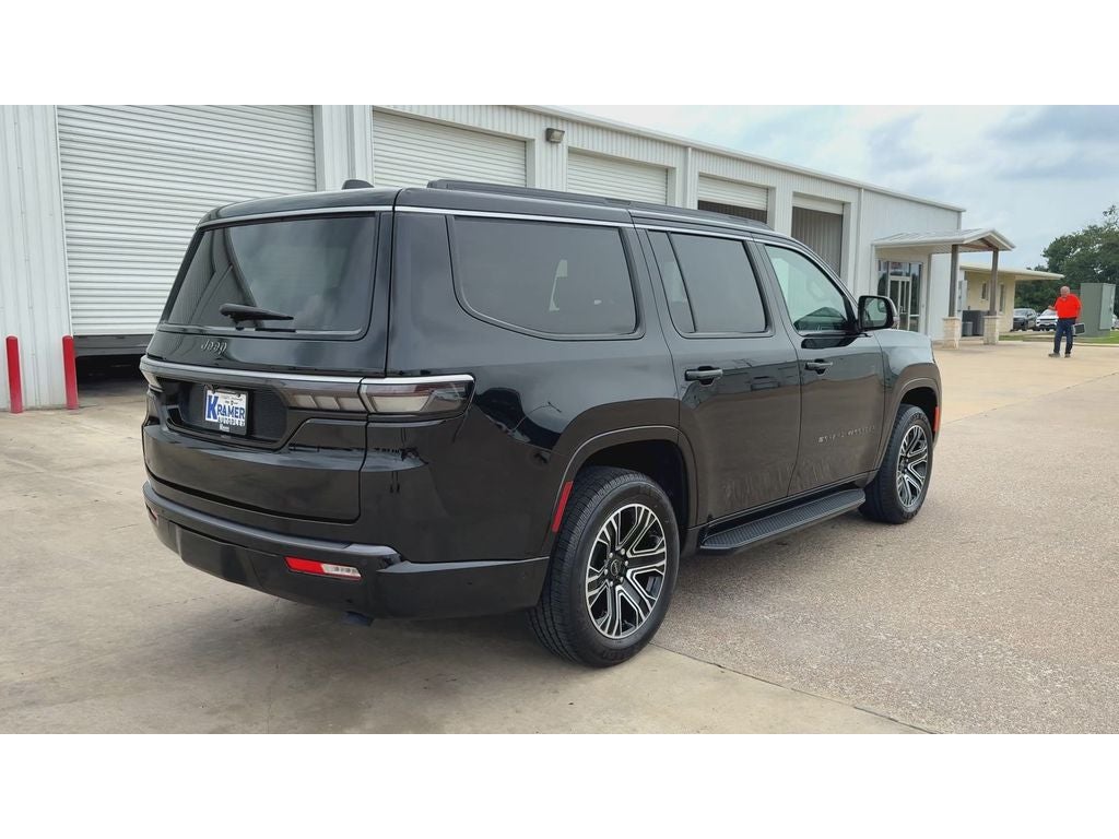 2026 Jeep Grand Wagoneer Base