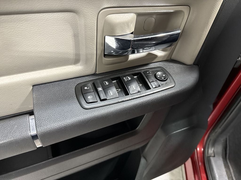 2012 RAM 1500 SLT