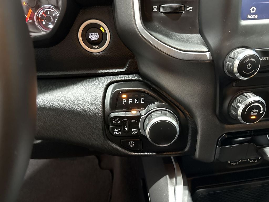 2022 RAM 1500 Lone Star Quad Cab 4x4 6'4' Box