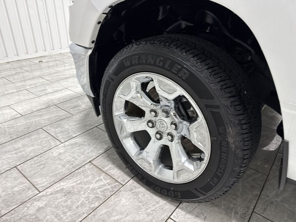 2022 RAM 1500 Lone Star Quad Cab 4x4 6'4' Box