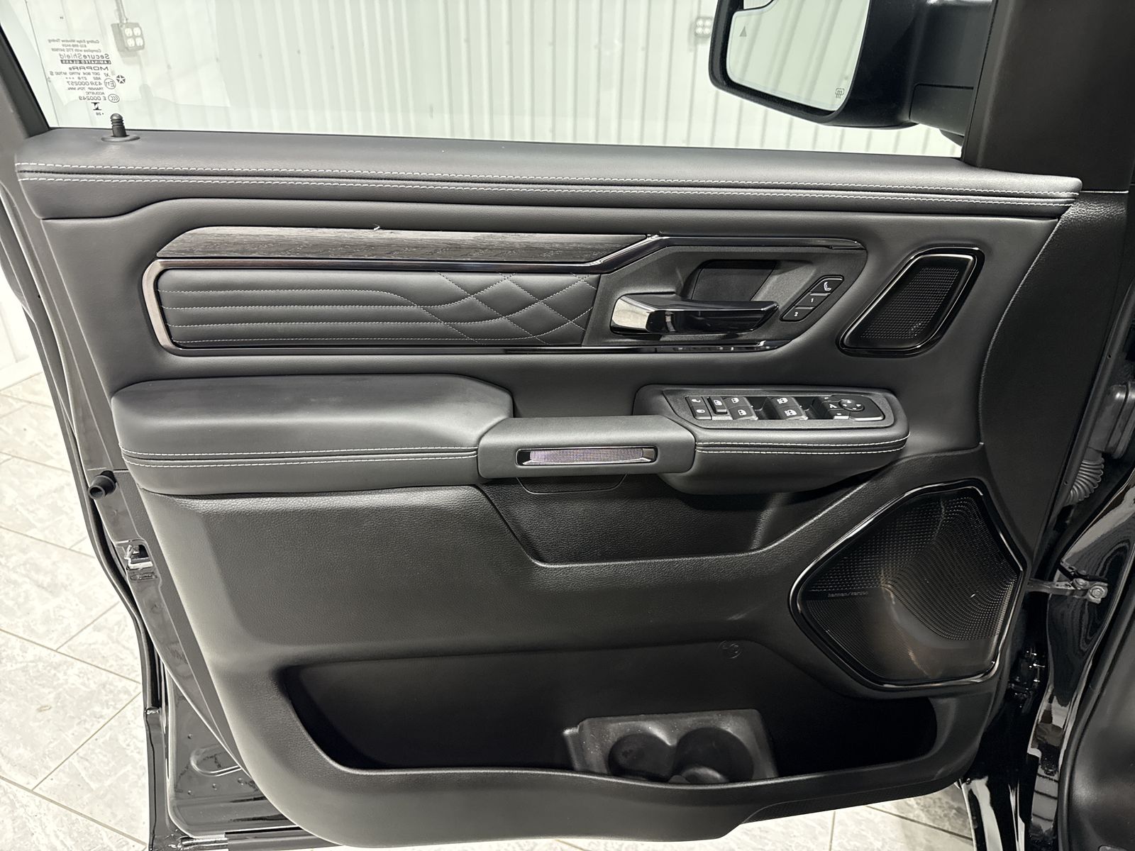 2027 RAM Ram 1500 Limited
