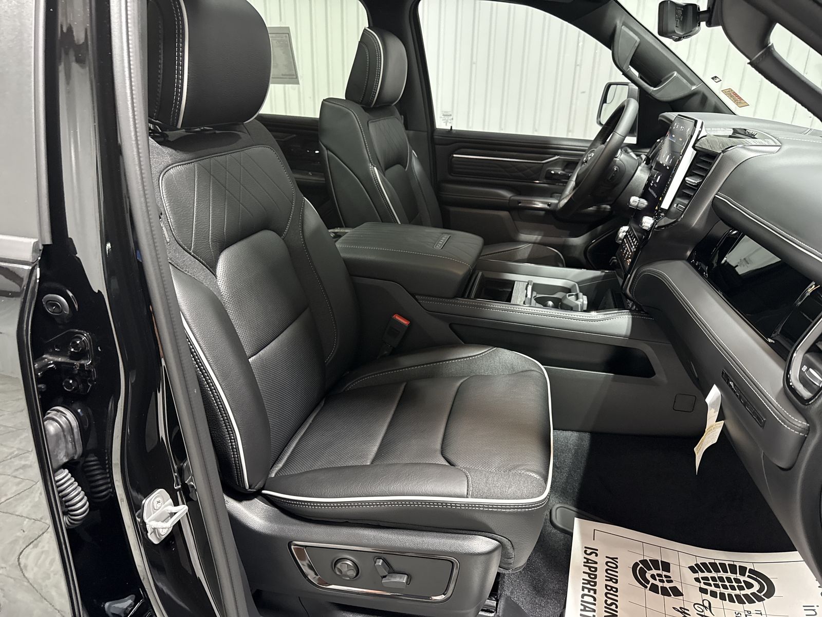 2027 RAM Ram 1500 Limited