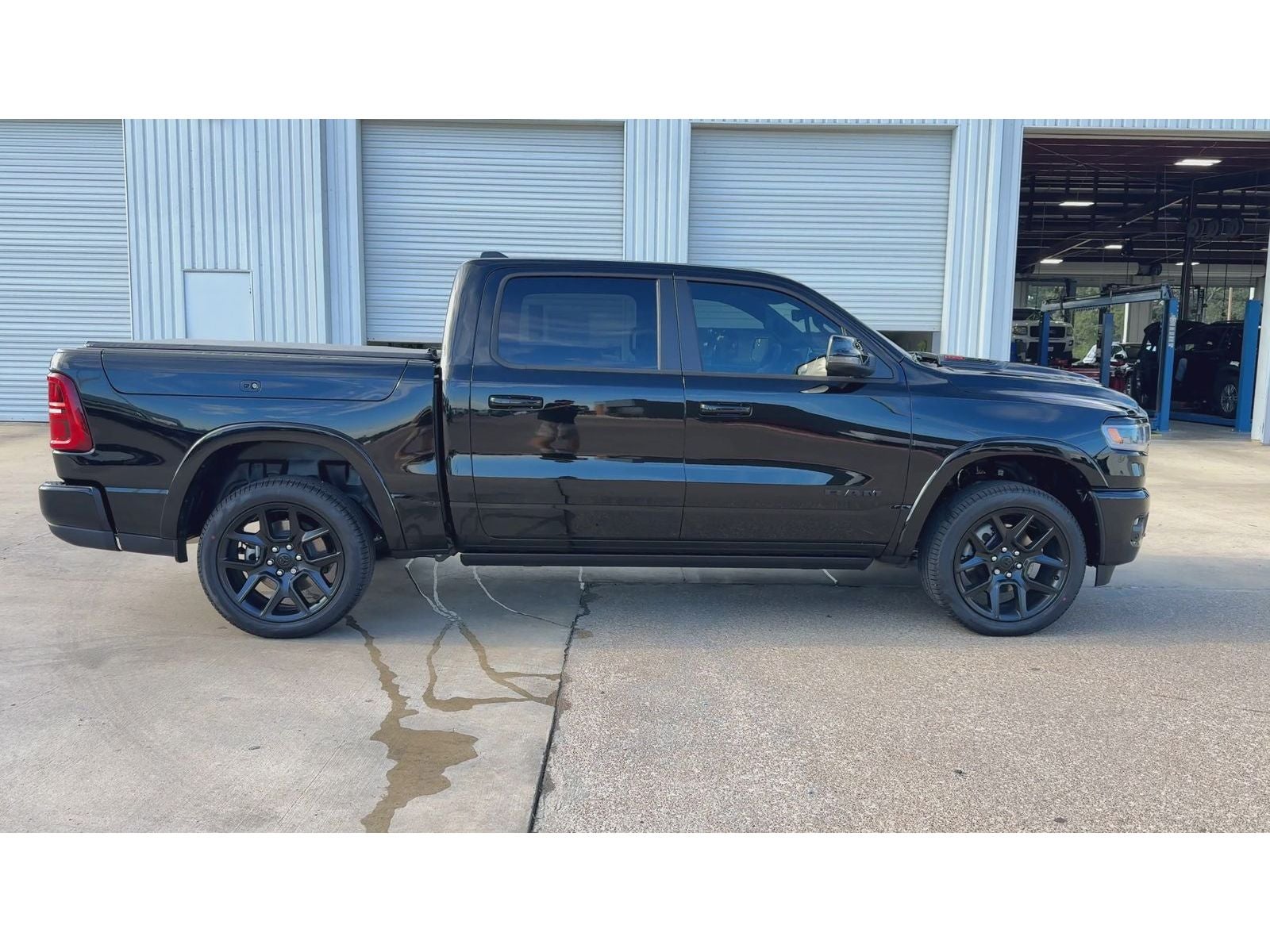 2027 RAM Ram 1500 Limited