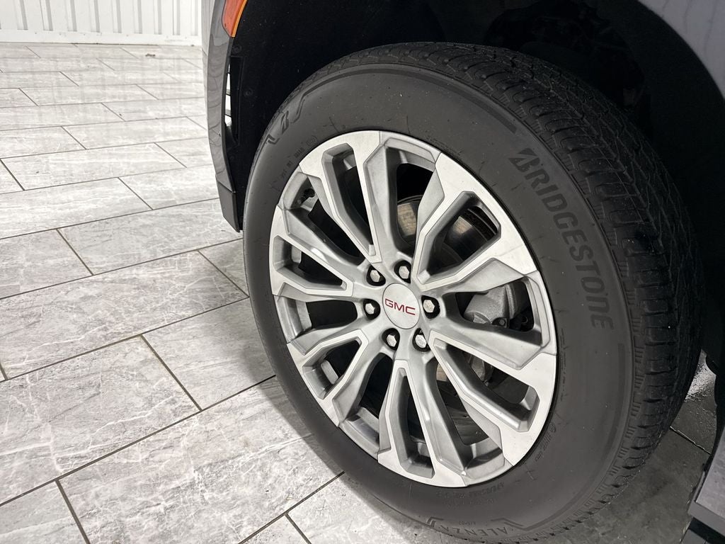 2023 GMC Yukon 4WD Denali