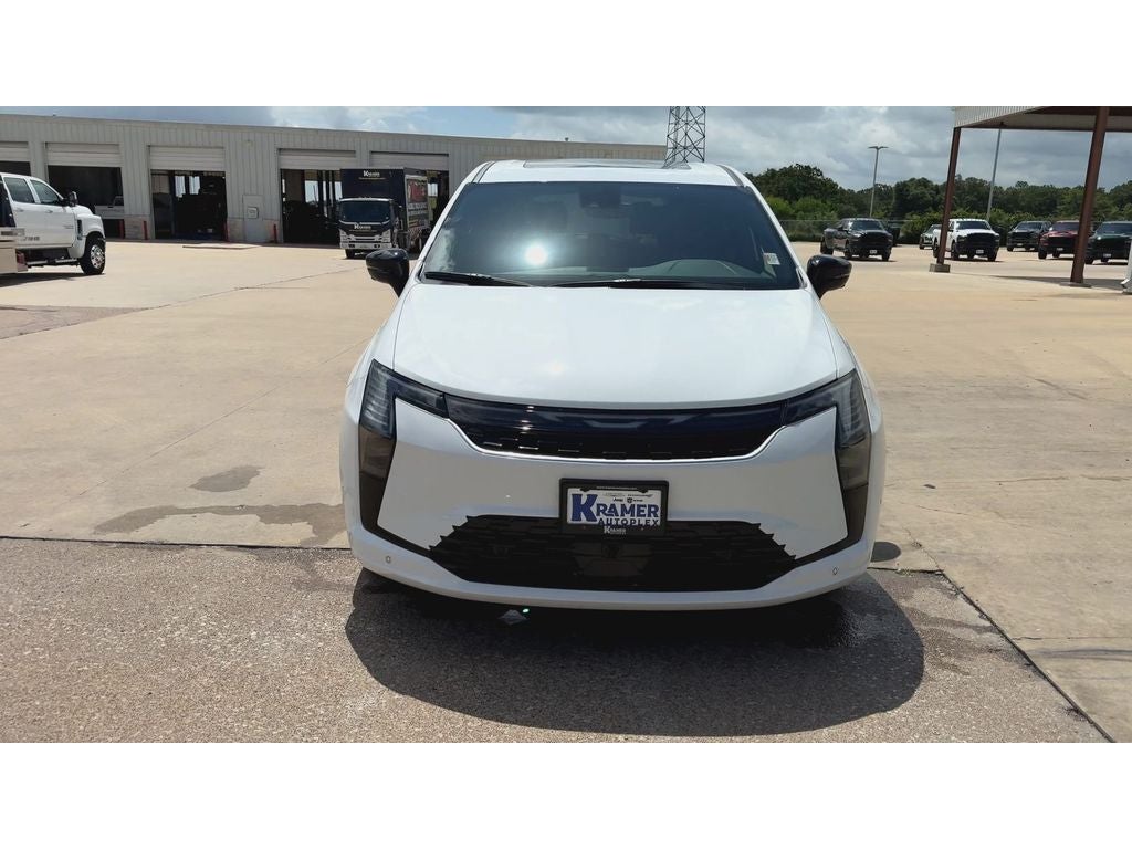 2027 Chrysler Pacifica Select