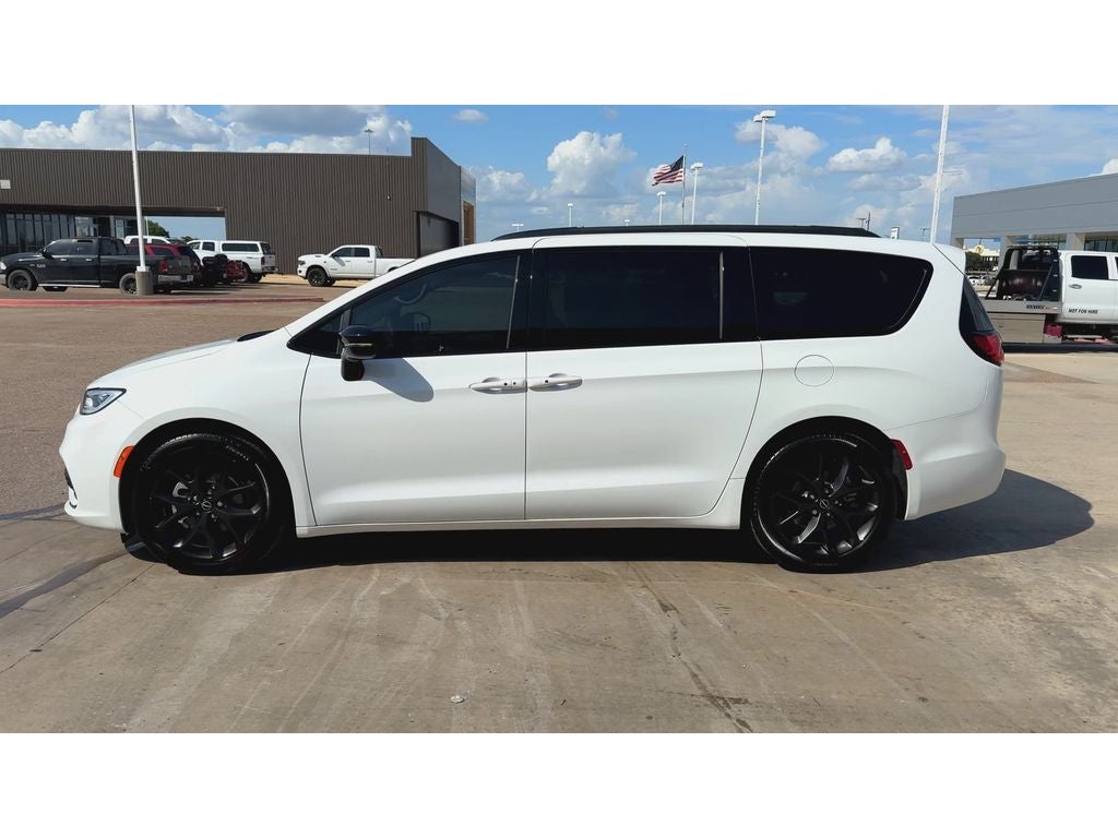 2026 Chrysler Pacifica Limited