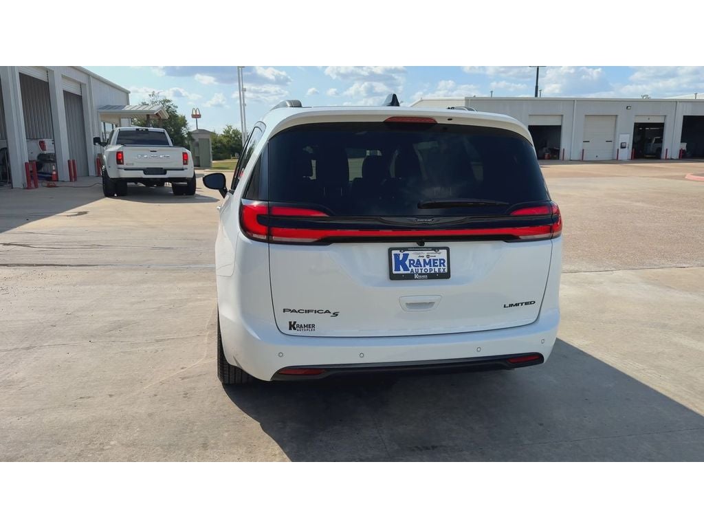 2026 Chrysler Pacifica Limited