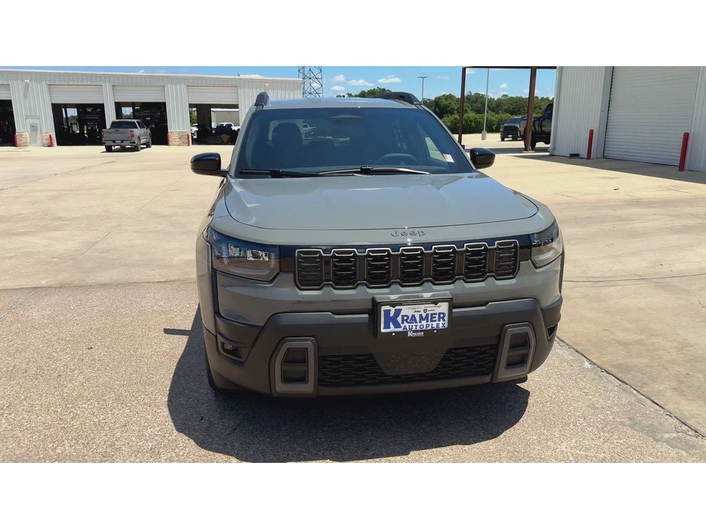 2026 Jeep Cherokee CHEROKEE LAREDO 4X4