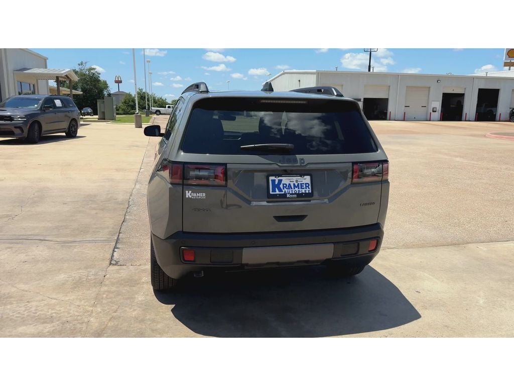 2026 Jeep Cherokee CHEROKEE LAREDO 4X4