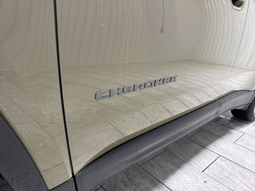 2026 Jeep Cherokee CHEROKEE LAREDO 4X4