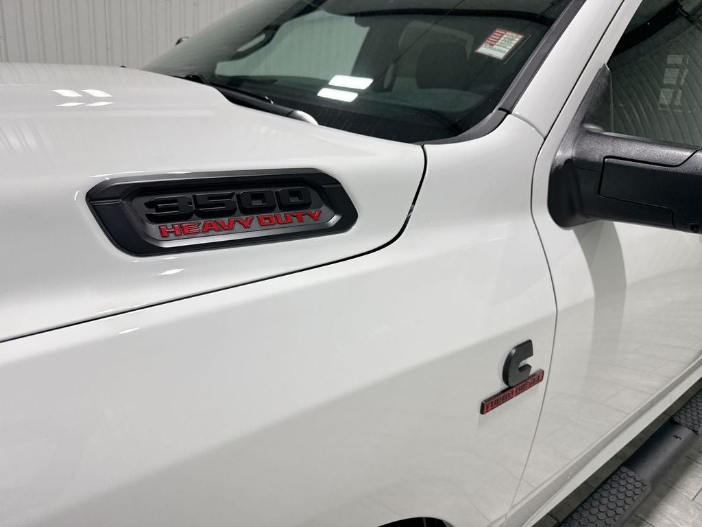 2026 RAM Ram 3500 RAM 3500 TRADESMAN CREW CAB 4X4 8' BOX
