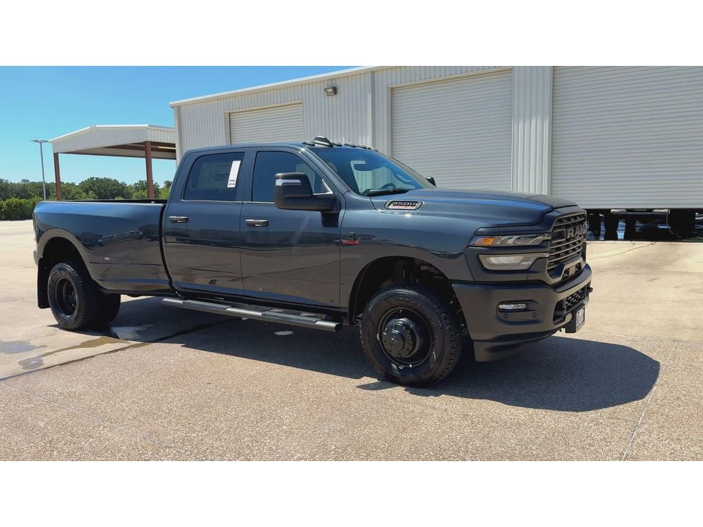2026 RAM Ram 3500 RAM 3500 TRADESMAN CREW CAB 4X4 8' BOX