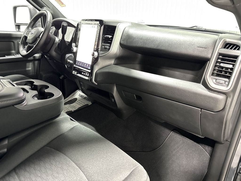 2026 RAM Ram 3500 RAM 3500 TRADESMAN CREW CAB 4X4 8' BOX