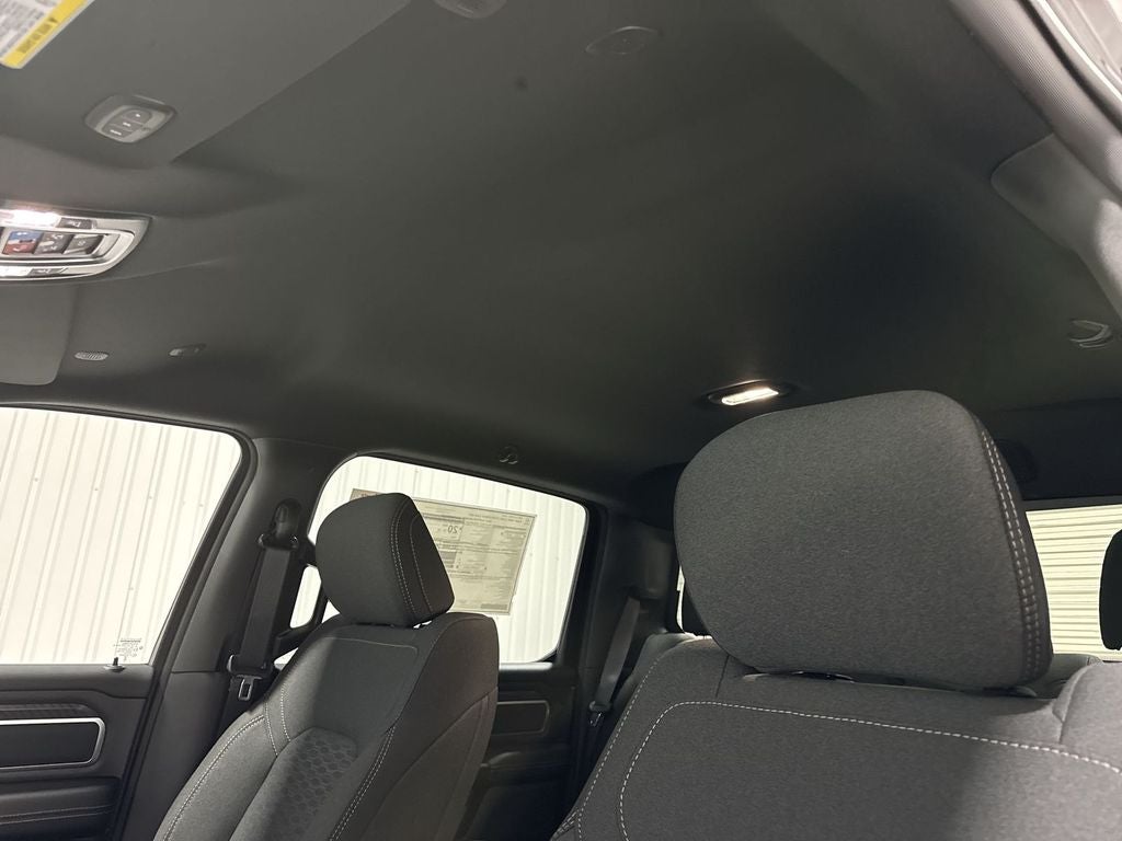 2026 RAM Ram 1500 RAM 1500 LONE STAR CREW CAB 4X4 5'7' BOX