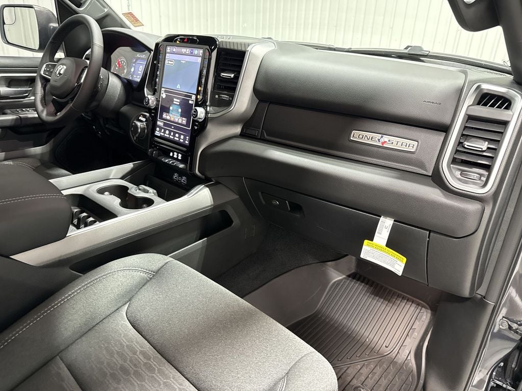 2026 RAM Ram 1500 RAM 1500 LONE STAR CREW CAB 4X4 5'7' BOX