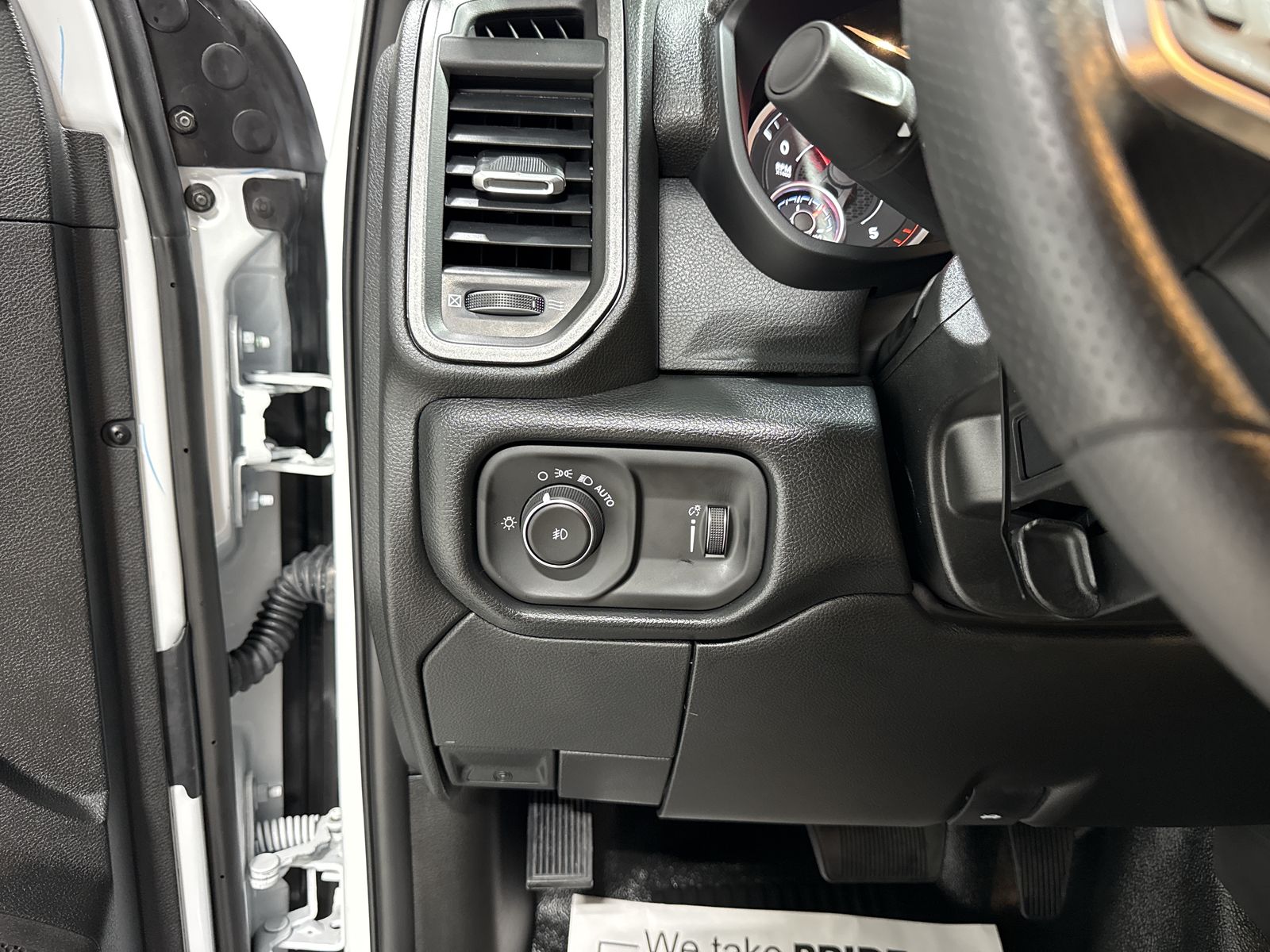 2027 RAM Ram 3500 Chassis Cab Tradesman