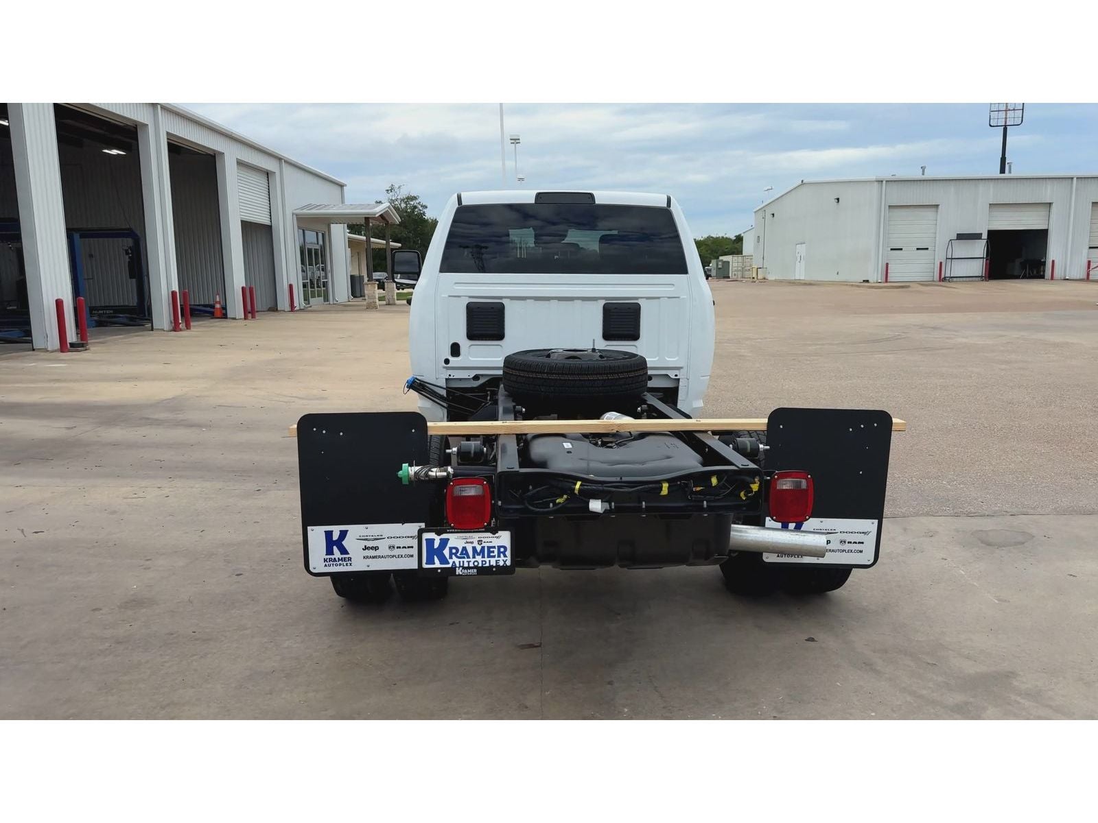2027 RAM Ram 3500 Chassis Cab Tradesman