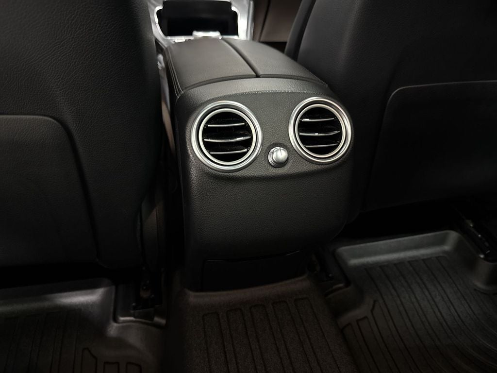 2019 Mercedes-Benz GLC 300 300