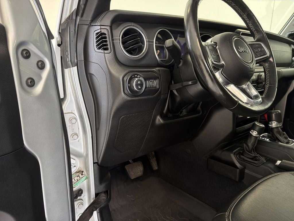 2022 Jeep Gladiator Overland