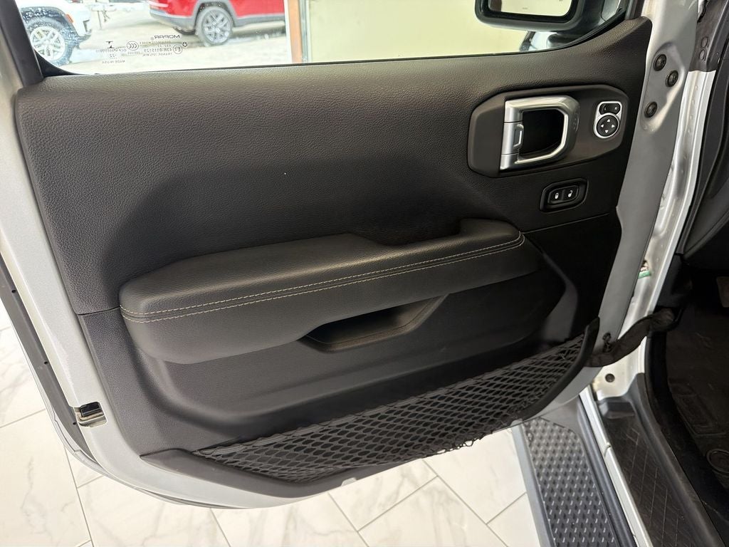 2022 Jeep Gladiator Overland