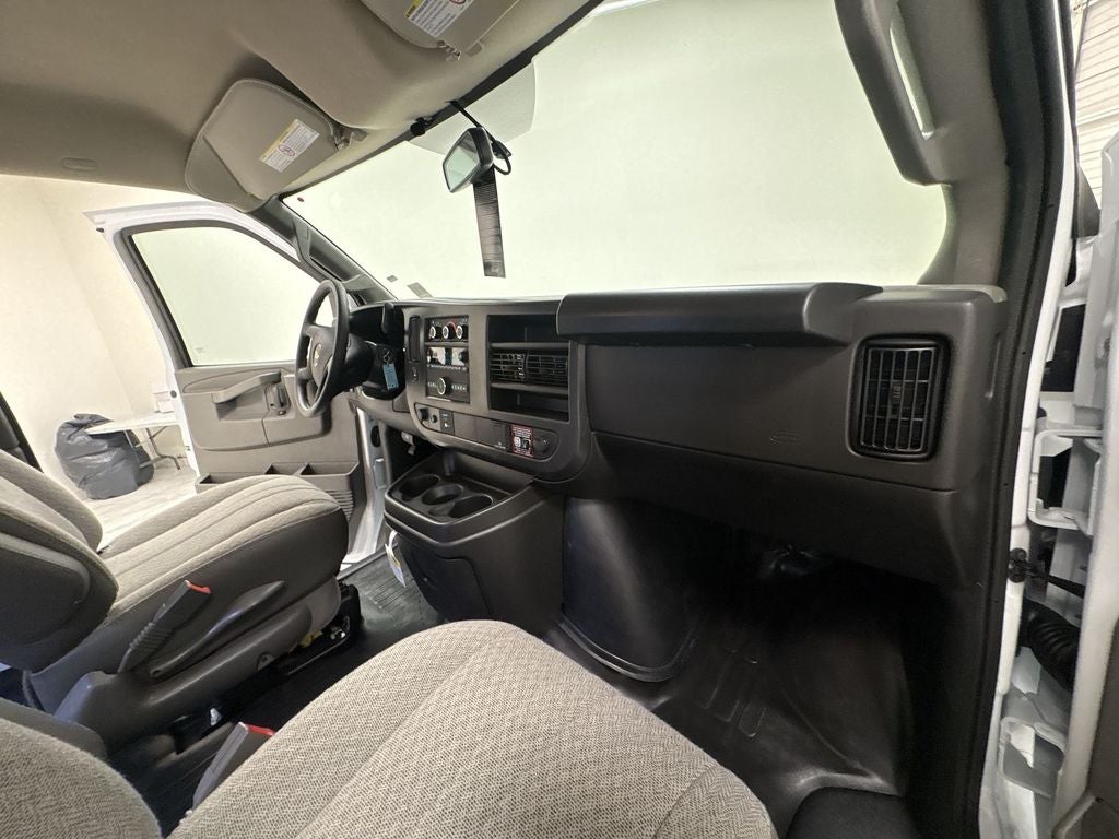2026 Chevrolet Express Cargo WT